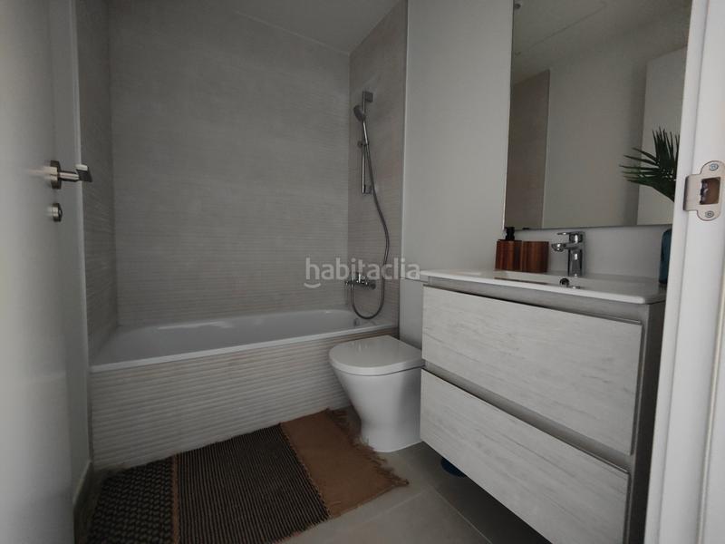 Foto 1db189f3-8b87-4f7d-856a-cc671987b214. Dúplex en calle islas bermudas 100 dúplex moderno en Cancelada, en Estepona
