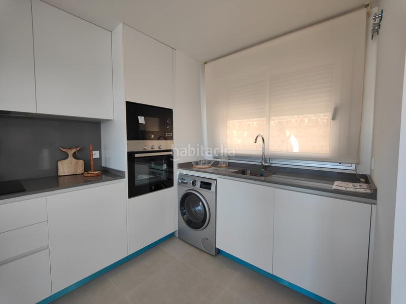 Foto 668c9934-dbc5-4192-9b2e-cd25e028968b. Dúplex en calle islas bermudas 100 dúplex moderno en Cancelada, en Estepona
