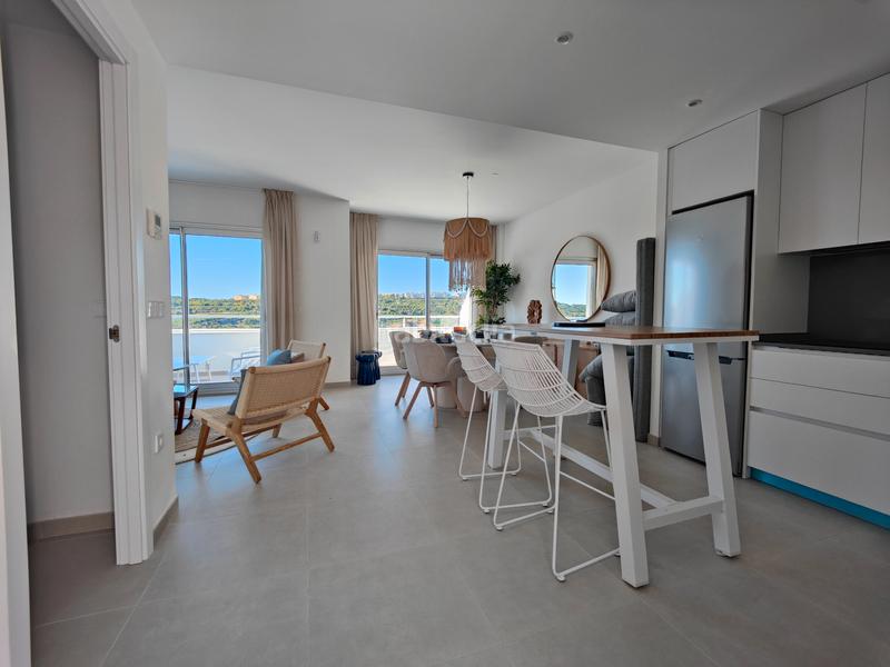 Foto d510b676-5e5c-41e4-9af6-6b14c1920d33. Dúplex en calle islas bermudas 100 dúplex moderno en Cancelada, en Estepona