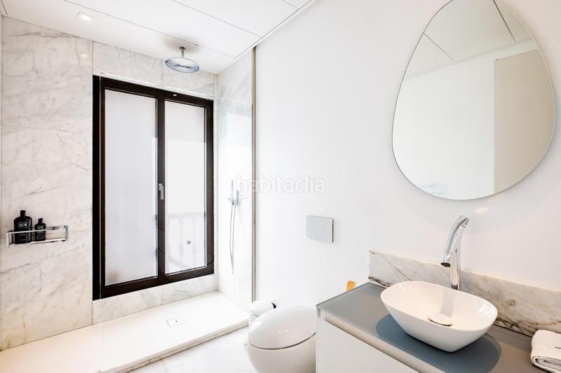 Foto e3fd76bb-a11e-4bc5-b2a9-e0f9ab1bbad1. Rent flat with heating parking in Jerónimos Madrid