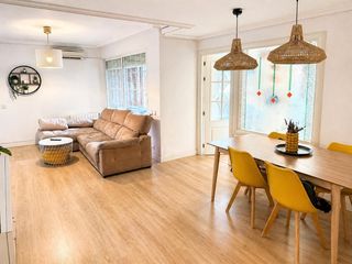 Flat in Rejas. Piso reformado con piscina, terraza y zonas comunes junto a cani