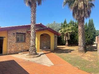 Xalet en Vilafams. Bonito chalet independiente  en vilafames
