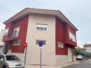 Casa en Ciutat del Transport - La Salera. Esencia home te presenta en exclusiva esta espectacular casa!!