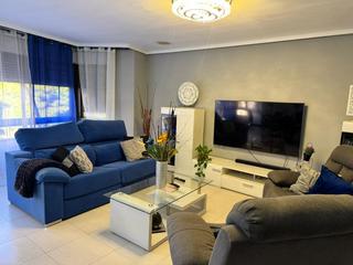 Affitto Appartamento in Hospital - Plaza del Real. Piso en alquiler de 3 habitaciones y 2 baños con plaza de garaje