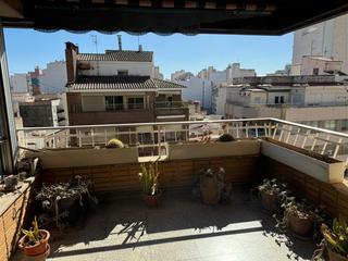 Pis en Plaza Illes Columbretes. Enorme piso en pleno centro de castelln