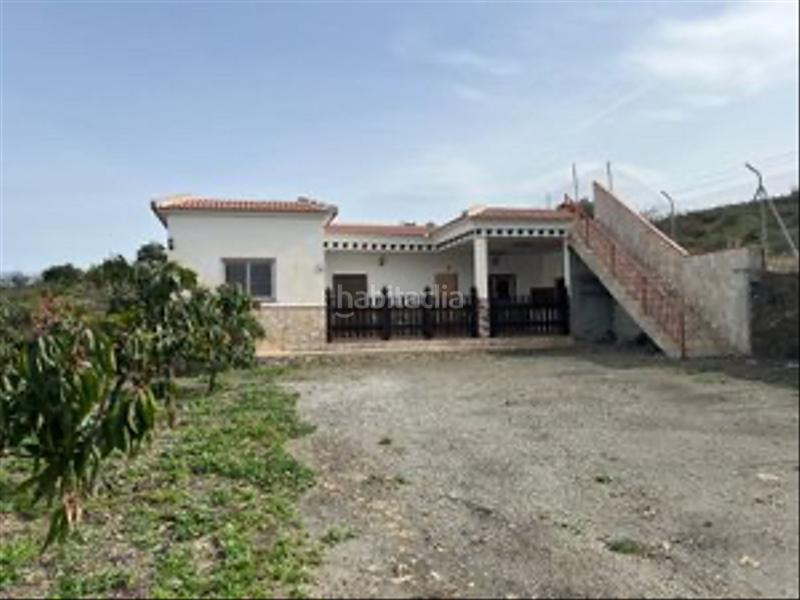 Foto a7de7304-25c1-459f-91c9-bf7b1e9afc8c. Casale con camino parcheggio in Almayate Bajo
