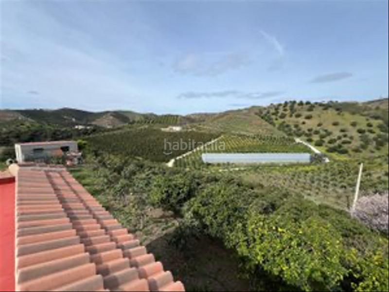 Foto ebb8fbf8-2916-4431-a247-8b815fbce81f. Casale con camino parcheggio in Almayate Bajo