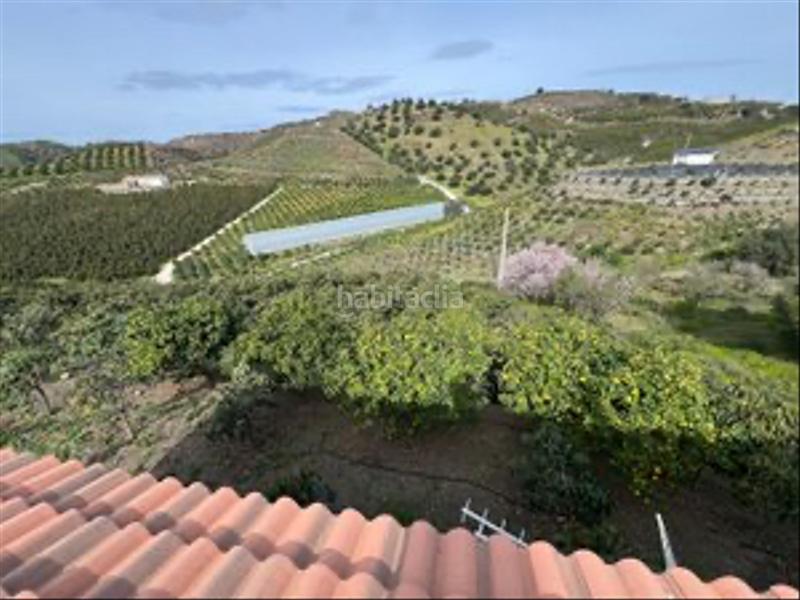 Foto f9c4c9d6-b276-445d-a392-c205f66cd263. Casale con camino parcheggio in Almayate Bajo