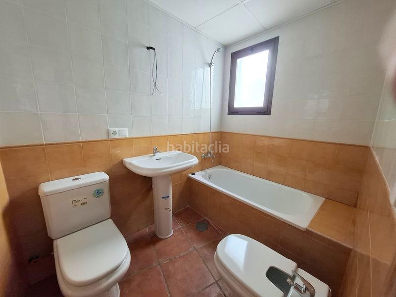 Foto 418e6ac6-d593-4a07-b63c-c5d5738979e6. Pis amb aparcament piscina a Alcaucín