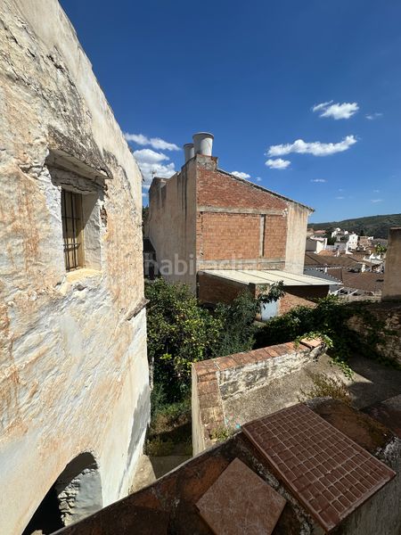 Foto 96bc8315-0ac8-4ed2-b7a8-5f536f9c5308. Casa adossada a Benamargosa