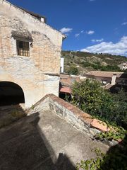 Maison jumelée à Benamargosa