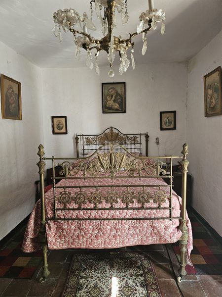 Foto 235db8ab-a853-4f67-b057-6ee4585d249a. Casa amb xemeneia a Benamocarra