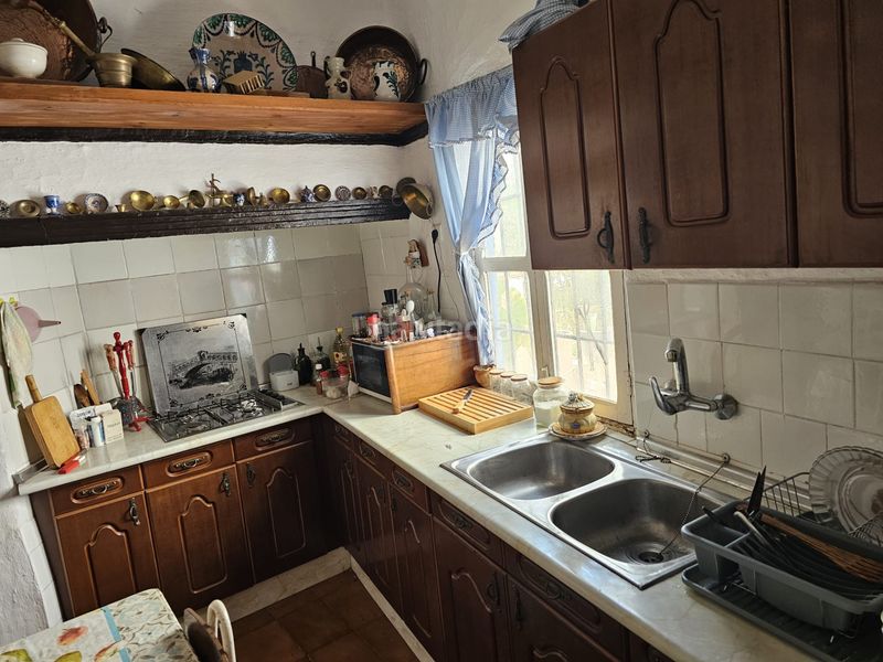Foto 489d18bf-6b81-4065-981f-f4811c7581f2. Casa amb xemeneia a Benamocarra