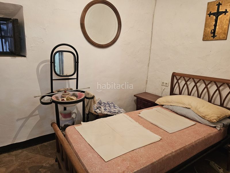 Foto 695a51bb-a662-49da-920a-36c8293245b1. Casa amb xemeneia a Benamocarra