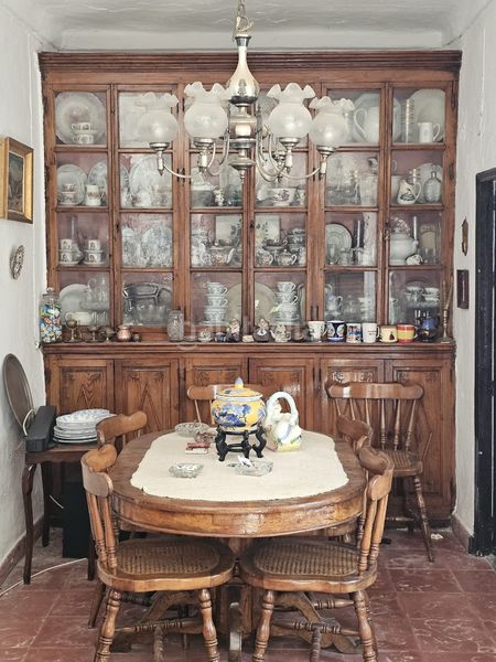 Foto a981eec4-a35d-4df2-814a-8489d0a35211. Casa amb xemeneia a Benamocarra