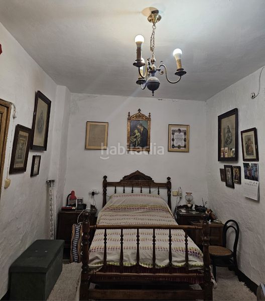 Foto c45664ca-39e0-4f02-b472-22dfd313440f. Casa amb xemeneia a Benamocarra