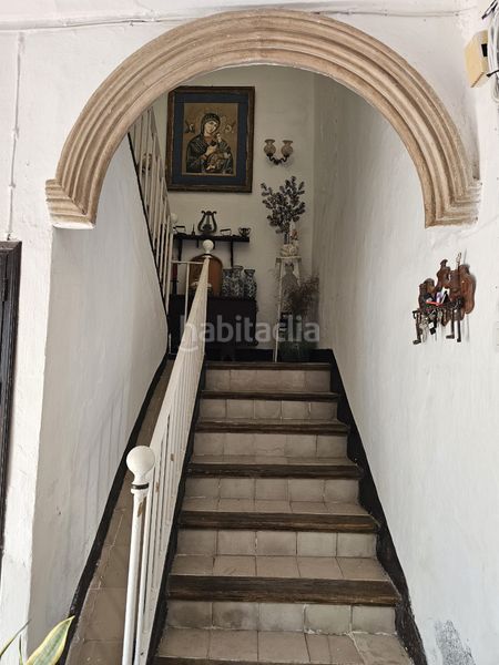 Foto cc0e2694-b740-496e-b56f-190e953057fb. Casa amb xemeneia a Benamocarra
