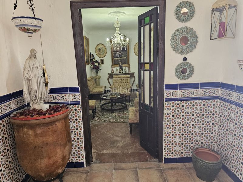 Foto cc1be21b-c421-49bc-b716-4da2b9c9dd69. Casa amb xemeneia a Benamocarra