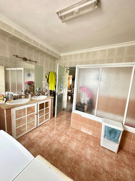 Foto 755a88f0-5e6a-4ca7-9bf9-5fd2fabbbca6. Masía vivienda rural familiar con gran parcela y buena ubicación en Vélez - Málaga