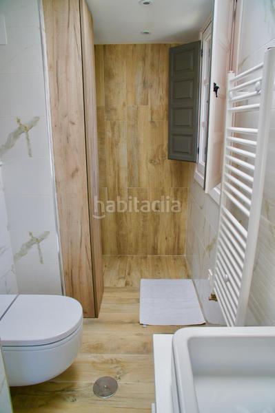 Foto 3dce499a-de31-4b8d-8642-c0bda4556156. Edifici amb piscina a Comares