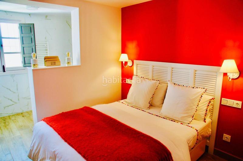 Foto 759c132b-ce3d-402f-852a-70f78ec52e5e. Edifici amb piscina a Comares