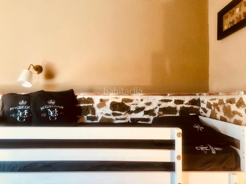 Foto 7af177b2-7a68-446b-8c90-62aea1e38d28. Edifici amb piscina a Comares