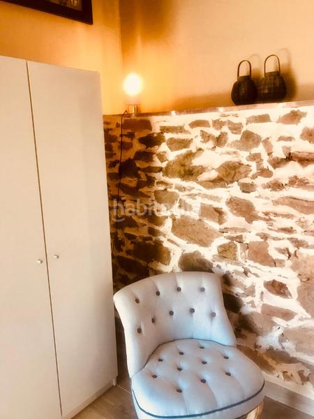 Foto 9d1e8eee-e59a-4ea5-b9a4-4b38d40bfa49. Edifici amb piscina a Comares