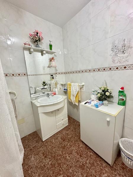 Foto 7ea022a8-4e3b-4bb4-81d5-9c207e5440b0. Casa aparellada a Benamargosa