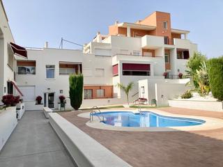 Pis a Caleta de Velez. Piso de 3 habitaciones junto a baviera golf