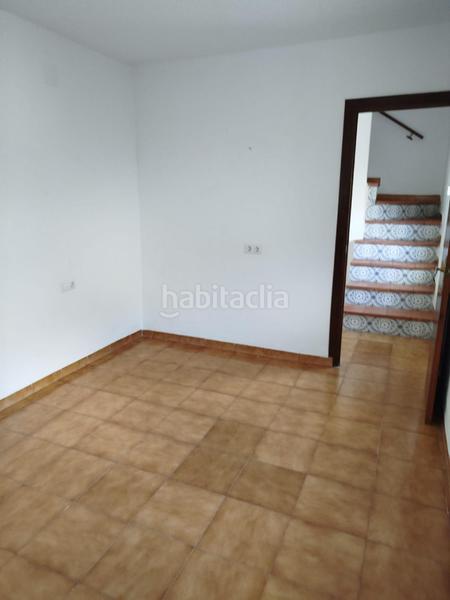Foto 8dd9d270-9cb7-4bba-b7d4-24ed18cb17e0. Casa adosada en Benamocarra