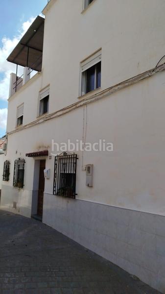 Foto c068e711-ba0d-4a6c-981c-156d6db72582. Casa adosada en Benamocarra
