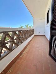 Xalet a Paseo Marítimo de Levante. Chalet pareado en venta en ur jardines rocio