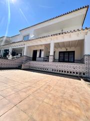 Xalet en Paseo Martimo de Levante. Chalet pareado en venta en ur jardines rocio