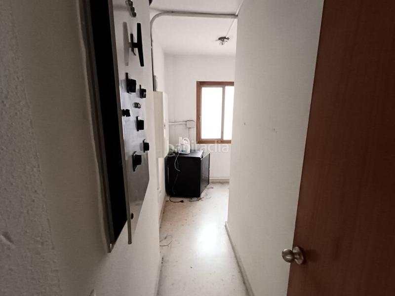 Foto b9c17877-68bd-4f16-84d9-aece4ab2eaf6. Local comercial a Casco Antiguo Algeciras