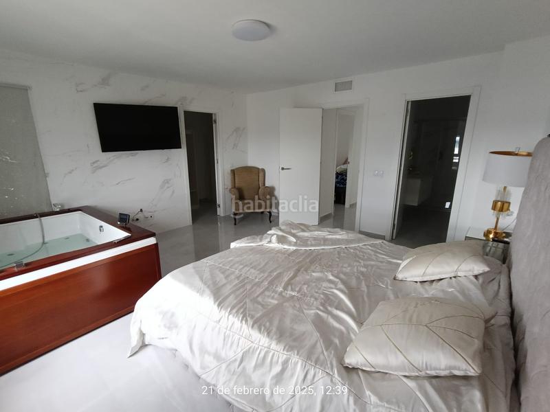 Foto efde1764-b631-4534-8da4-d60033aa3053. Rent flat in Casco Antiguo Algeciras