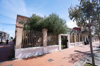 Pis en Carrer de les drassanes 32. Vivienda con esencia mediterr�nea a pasos del mar.