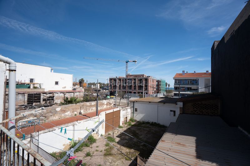 Foto e3799388-6933-4ee7-9cac-a0072ece05d2. Piso en carrer de les drassanes 32 vivienda con esencia mediterránea a pasos del mar. en Valencia