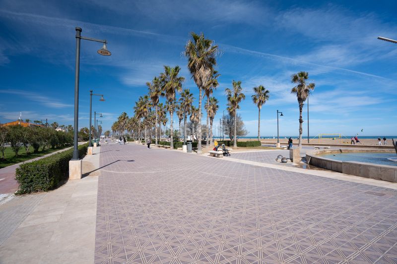 Foto f64366b3-8395-4e2f-a552-8d9c2228eee7. Piso en carrer de les drassanes 32 vivienda con esencia mediterránea a pasos del mar. en Valencia