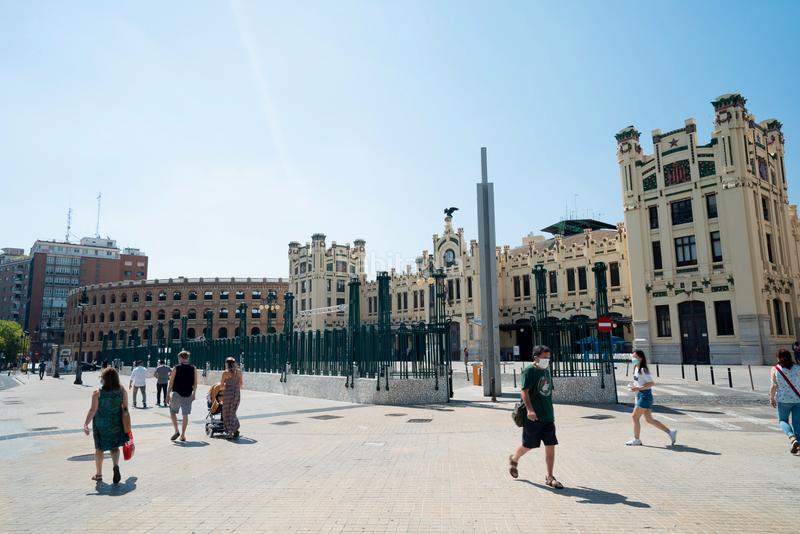 Foto c42e10dd-cc00-4078-bc06-81550890c7c4. Apartment in carrer d'alacant 23 in Russafa Valencia