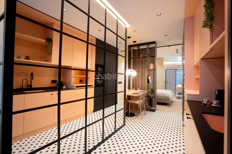 Foto d8d0b920-2290-4ace-9d75-58ffec6a457a. Apartment in carrer d'alacant 23 in Russafa Valencia