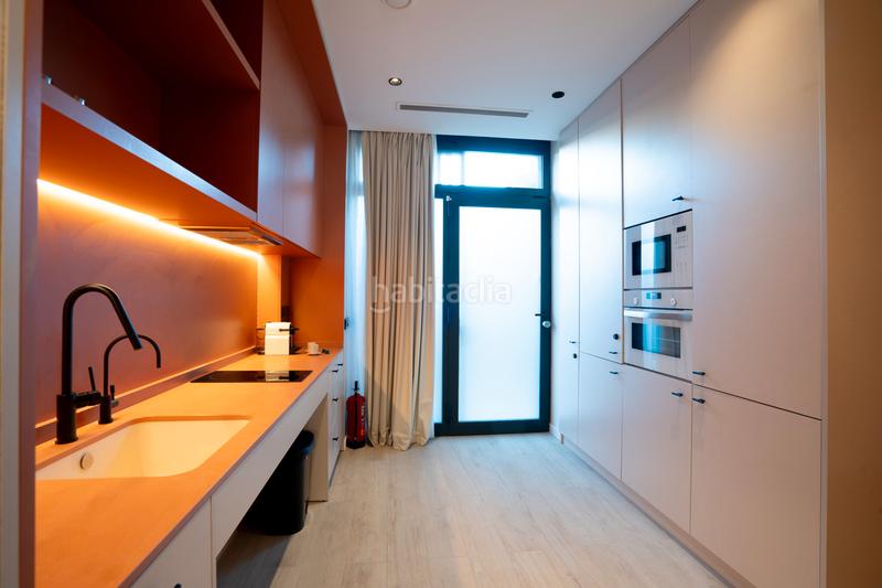 Foto f1a5f8dc-5b07-41d5-9279-ab3c99148043. Apartment in carrer d'alacant 23 in Russafa Valencia