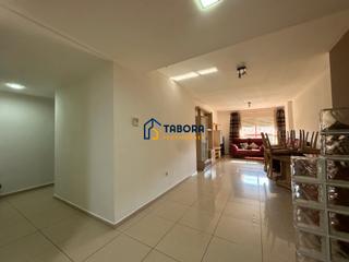 Appartement à Tómbola. Piso con garaje y trastero incluidos