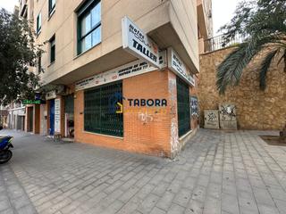 Business premise in Avinguda Alcoi