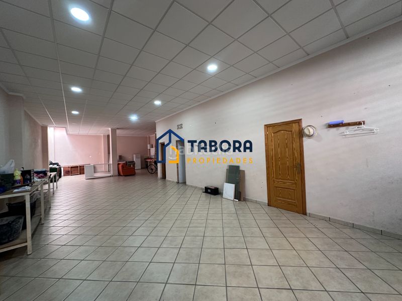 Foto 51b9ebee-4a34-4770-ad48-649ead5002cc. Casa aparellada amb aparcament a Centro Mutxamel
