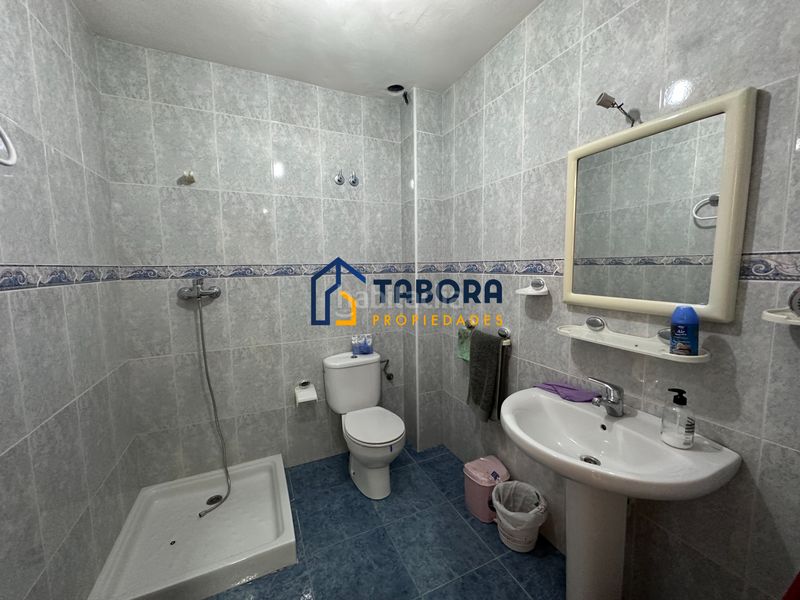 Foto 61b65904-d21e-4faa-b913-a61f709166f4. Casa aparellada amb aparcament a Centro Mutxamel