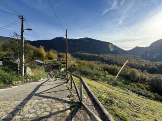 Country house in Lugar ladines 73. Venta casa en ladines