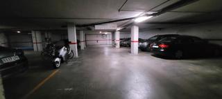 Aparcament cotxe  Manuel monterrey calvo 8. Se vende plaza amplia