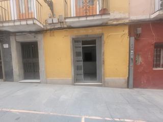 Geschftsraum en Melndez valds 25. Local para reformar