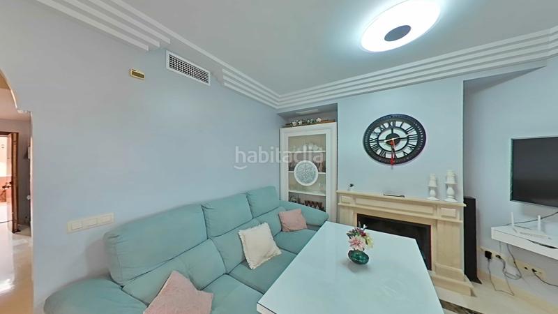 Foto ec652b1f-a444-4107-a093-0fb40c7e74ce. Ático en calle de los fenicios 3 ?? ático dúplex con vistas al mar – 3 habitaciones, 2 terrazas y piscina comunitaria en Manilva