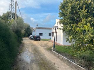 Casa en Vejer. 3 casas independientes con terreno en vejer de la frontera